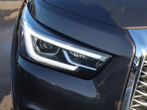 Used 2024 INFINITI QX80 Luxe image 8