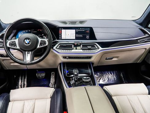 Used 2020 BMW X7 M50i w/ Dynamic Handling Package image 5