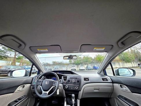 Used 2014 Honda Civic LX image 25