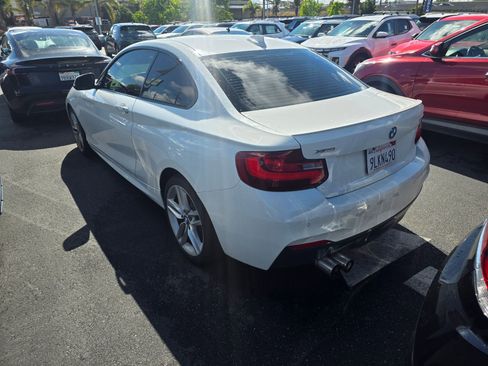 Used 2017 BMW 230i xDrive Coupe image 4
