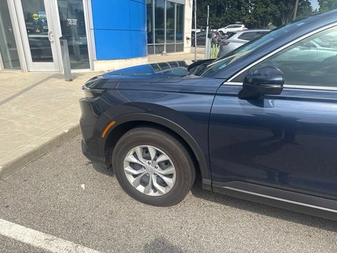 Certified 2025 Honda CR-V LX image 2