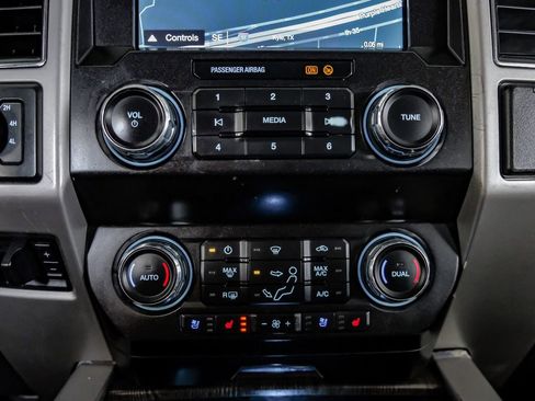 Used 2020 Ford F250 Lariat image 26