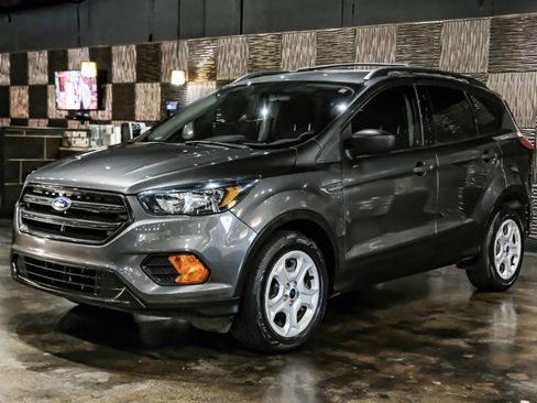 Used 2019 Ford Escape S FWD image 6