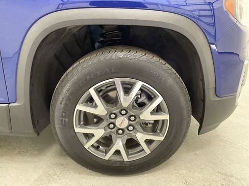 Used 2023 GMC Acadia SLE w/ Driver Convenience Package image 14