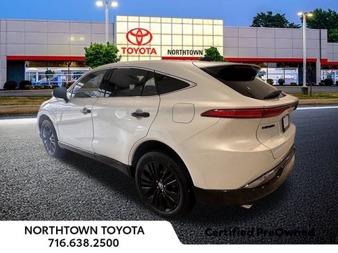 Used 2023 Toyota Venza Nightshade AWD/4WD image 3