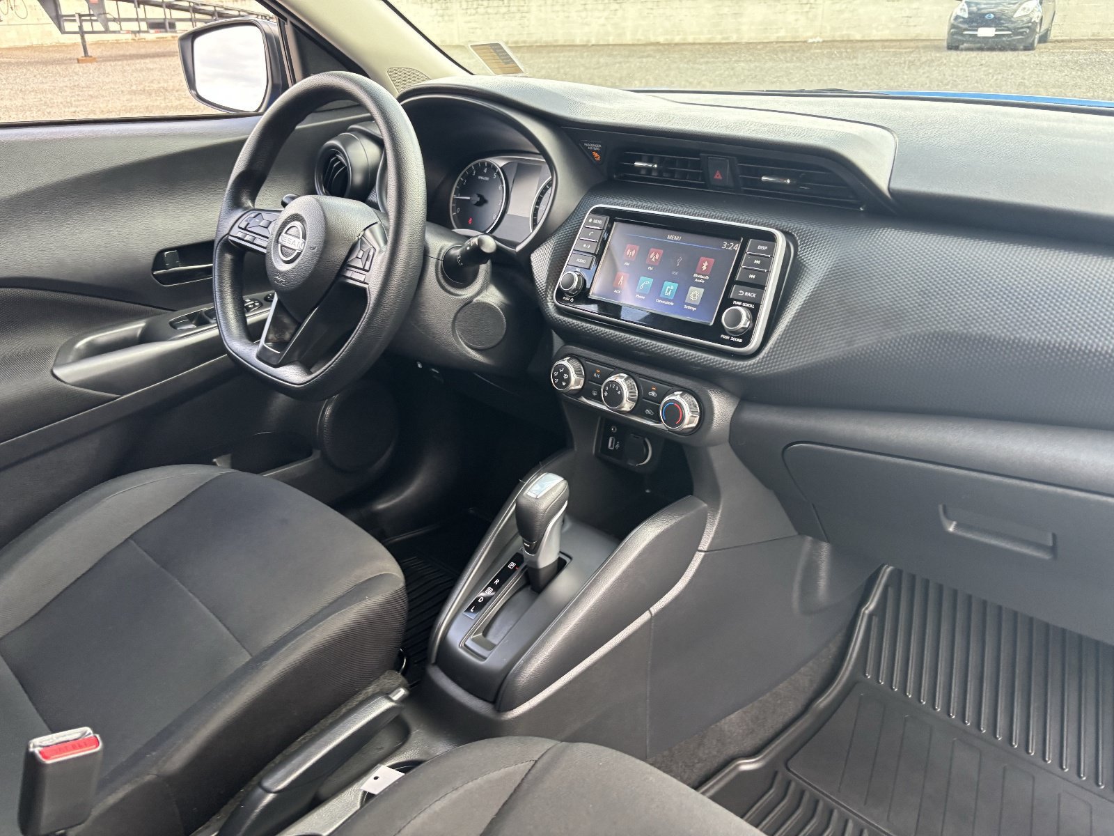 Used 2024 Nissan Kicks S FWD image 12