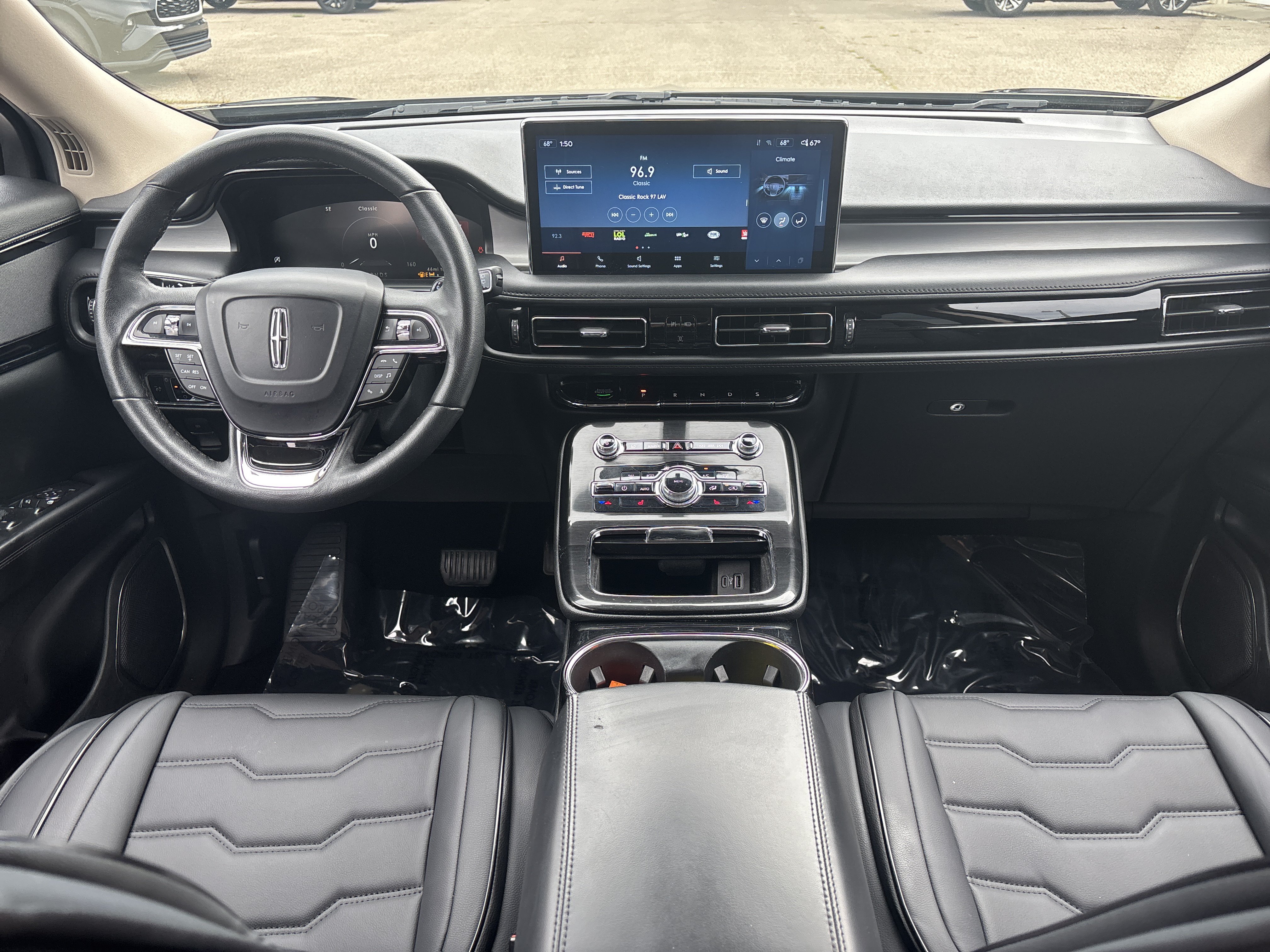 Used 2022 Lincoln Nautilus AWD image 15