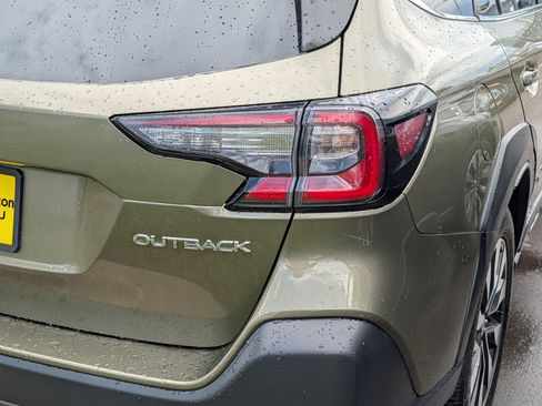 Used 2024 Subaru Outback Limited AWD/4WD image 17