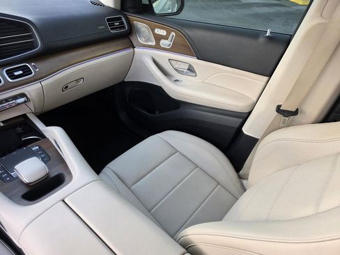 Used 2021 Mercedes-Benz GLE 450 4MATIC image 29