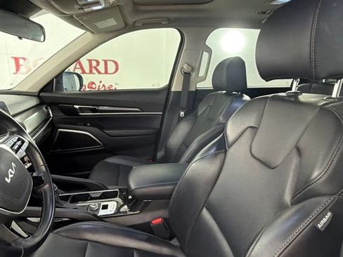 Used 2024 Kia Telluride S w/ S Sunroof Package FWD image 11