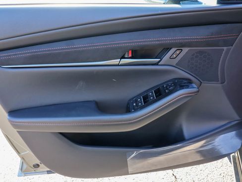 Used 2025 MAZDA MAZDA3 s image 28