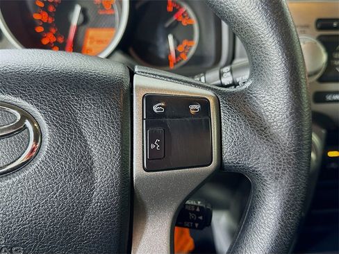 Used 2013 Toyota 4Runner SR5 image 22