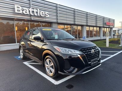 Certified 2022 Nissan Kicks S