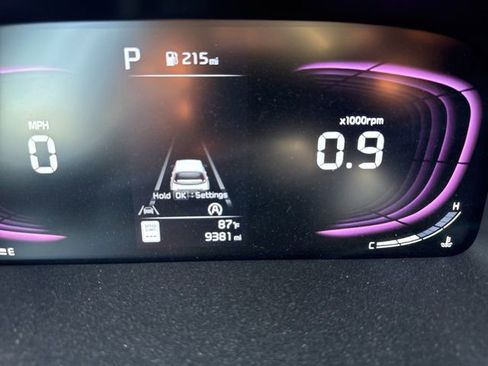 Used 2023 Kia Soul LX w/ LX Technology Package image 8