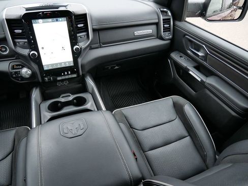 Used 2025 RAM 1500 Laramie image 17