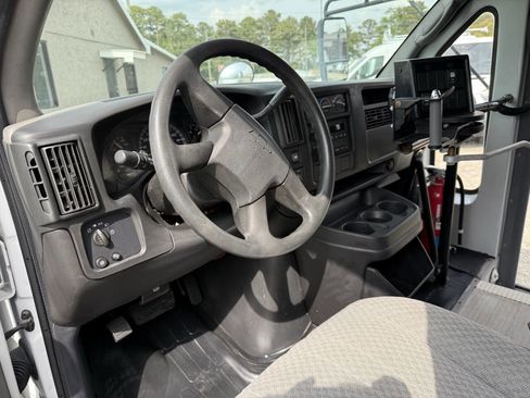Used 2005 Chevrolet Express 3500 w/ School Bus Package image 7