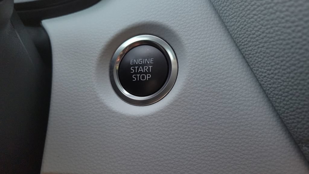 Certified 2025 Toyota Corolla SE FWD image 22