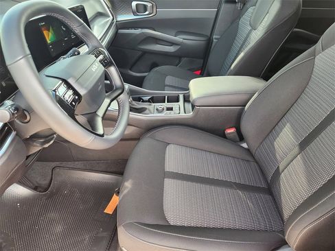 New 2026 Kia Sorento LX image 9