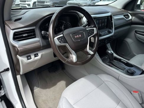 Used 2019 GMC Acadia SLT FWD image 17