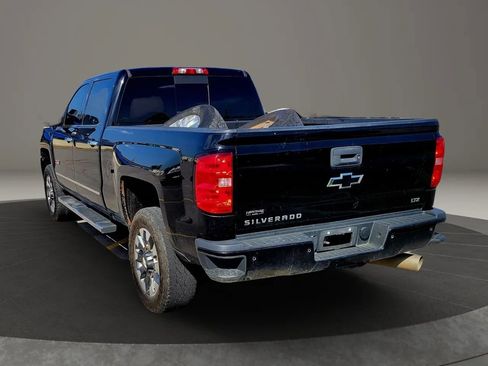 Used 2017 Chevrolet Silverado 2500 LTZ image 5