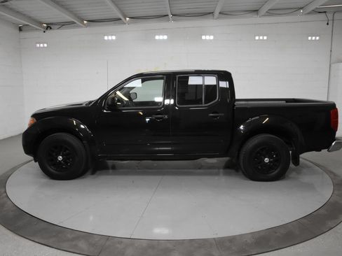Used 2021 Nissan Frontier SV RWD image 12