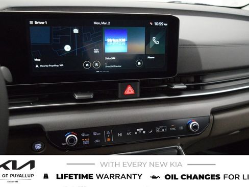 New 2026 Kia Carnival EX FWD image 22