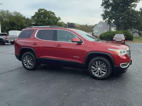 Used 2019 GMC Acadia SLT AWD/4WD image 2