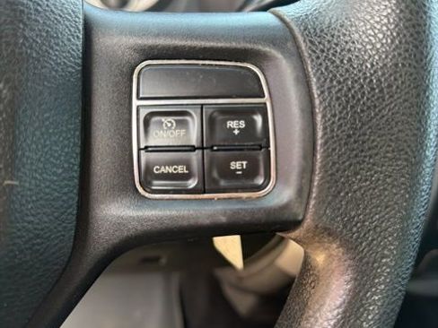 Used 2014 RAM 2500 Tradesman w/ Chrome Appearance Group AWD/4WD image 13