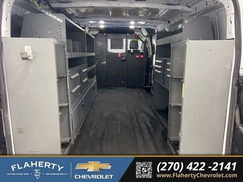 Used 2021 Ford Transit 250 Low Roof AWD image 18