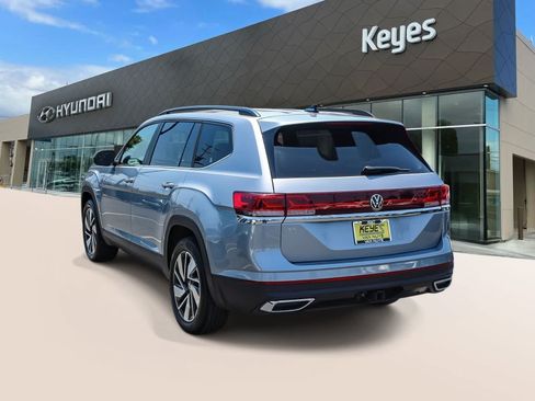 Used 2024 Volkswagen Atlas SE FWD image 7