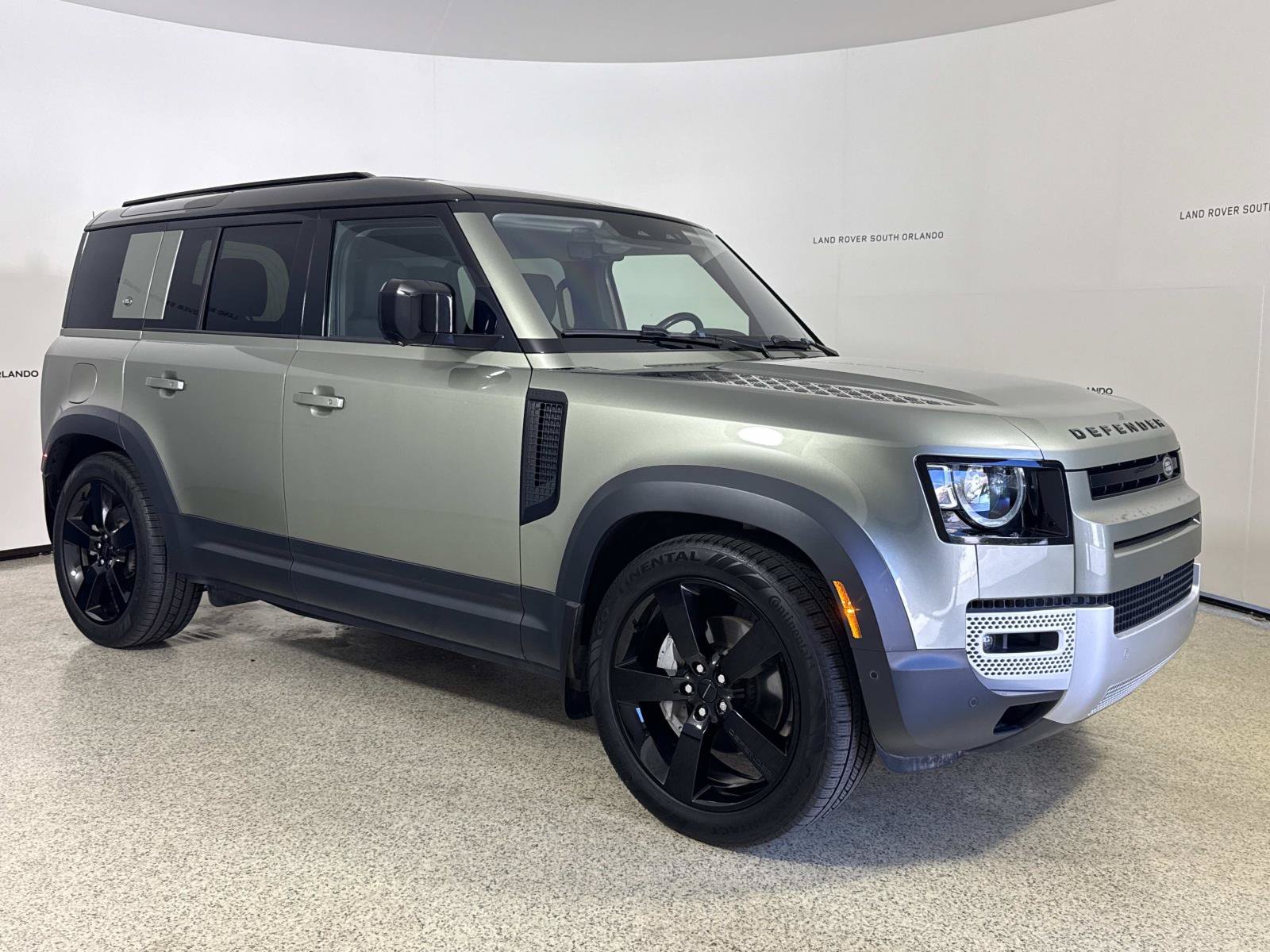 Used 2020 Land Rover Defender 110 SE AWD/4WD image 7