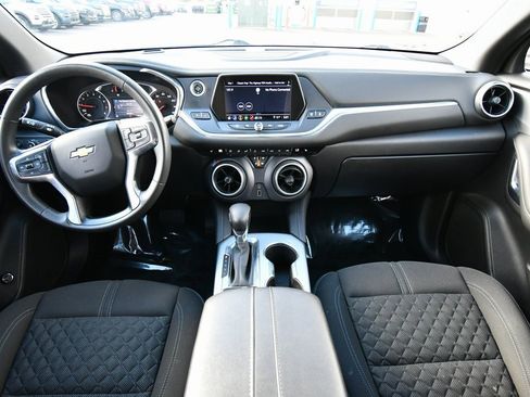 Certified 2022 Chevrolet Blazer LT image 3