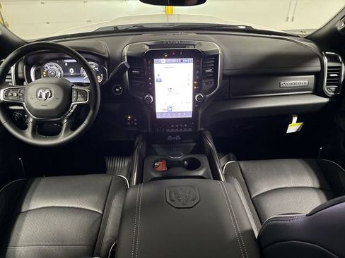 New 2026 RAM 2500 Laramie AWD/4WD image 10