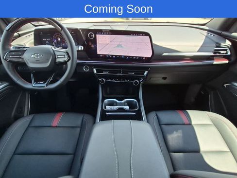 Used 2024 Chevrolet Traverse RS AWD/4WD image 15
