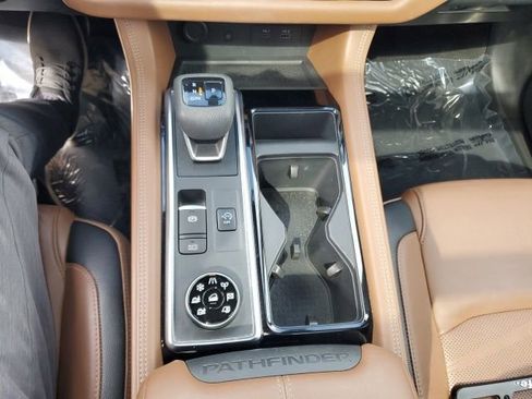 Certified 2023 Nissan Pathfinder Platinum AWD/4WD image 34