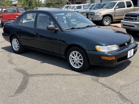 Used 1996 Toyota Corolla FWD image 29