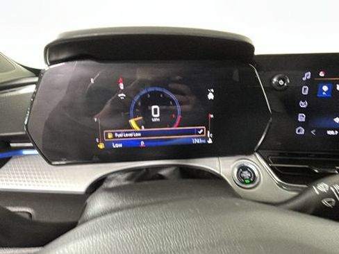 Used 2026 Chevrolet Trax LT w/ Driver Confidence Package FWD image 18