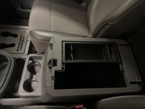 Used 2021 Nissan NV 2500 SV w/ Navigation Package image 21