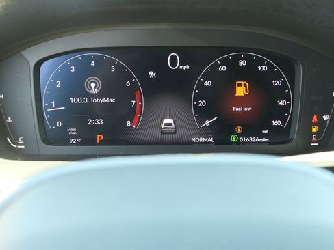 Used 2025 Acura Integra FWD image 17