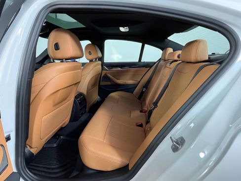 Used 2023 BMW 530i xDrive 530i xDrive w/ Premium Package image 21