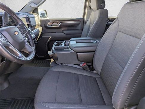 Used 2022 Chevrolet Silverado 1500 LT AWD/4WD image 20