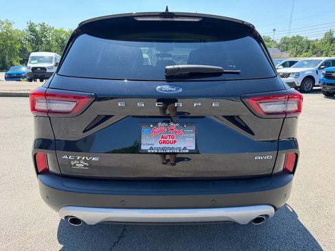 Used 2024 Ford Escape Active w/ Tech Pack #2 AWD/4WD image 12