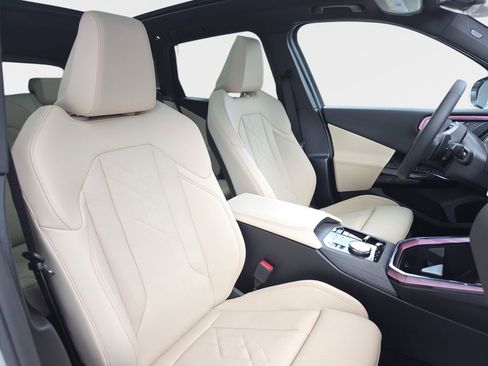 New 2026 BMW X3 xDrive30 w/ Premium Package AWD/4WD image 9