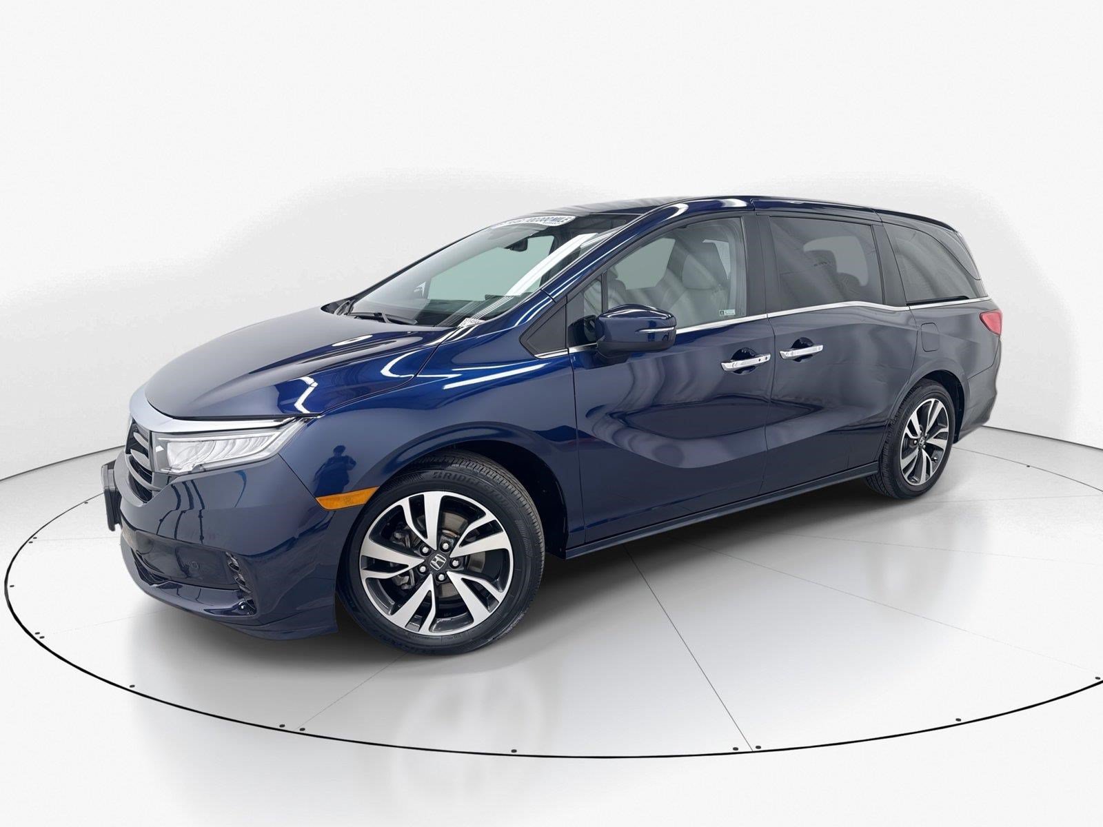 Certified 2023 Honda Odyssey Touring image 1