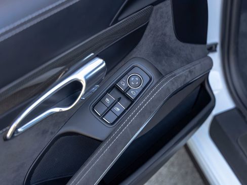 Used 2018 Porsche 911 GT3 RWD image 29
