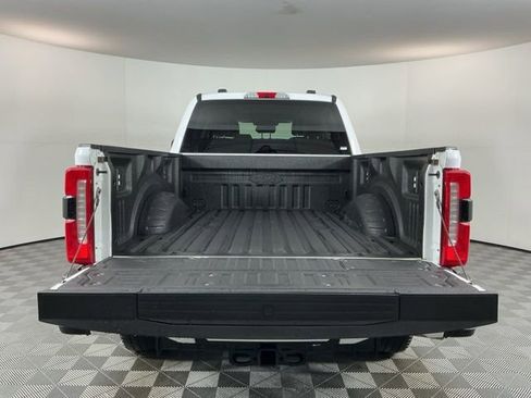 Certified 2025 Ford F350 Lariat w/ Black Appearance Package image 7