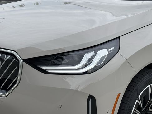 New 2026 BMW X3 xDrive30i w/ Convenience Package AWD/4WD image 6