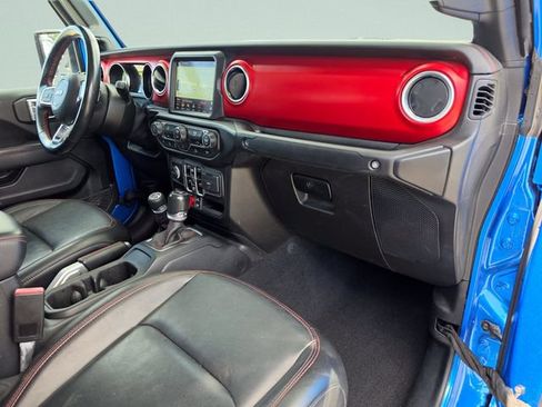 Used 2021 Jeep Gladiator Rubicon AWD/4WD image 18