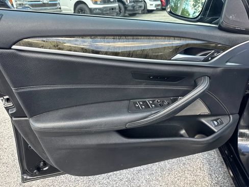 Used 2020 BMW 530i xDrive w/ Premium Package AWD/4WD image 16