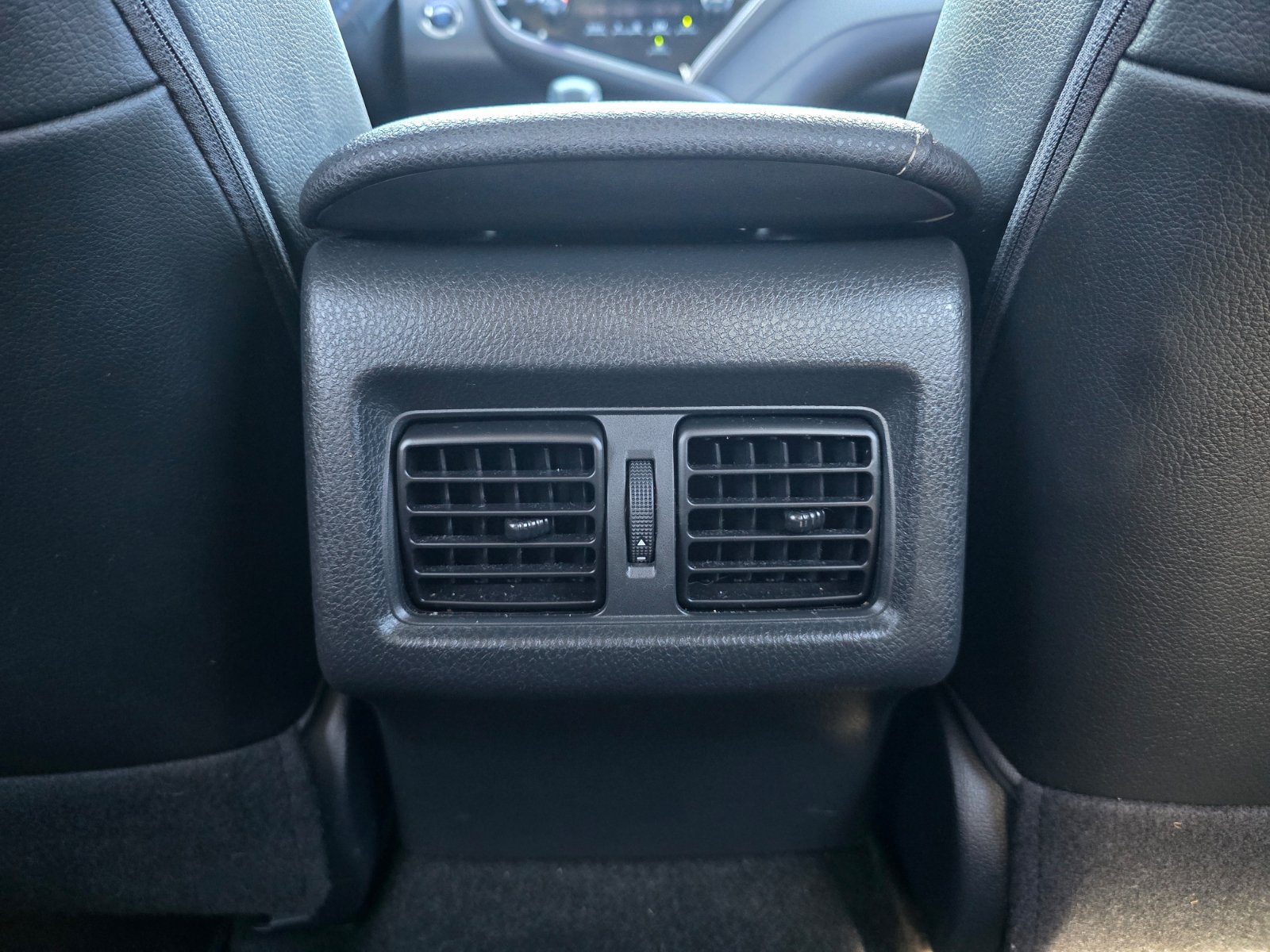 Used 2018 Toyota Camry XSE FWD image 25